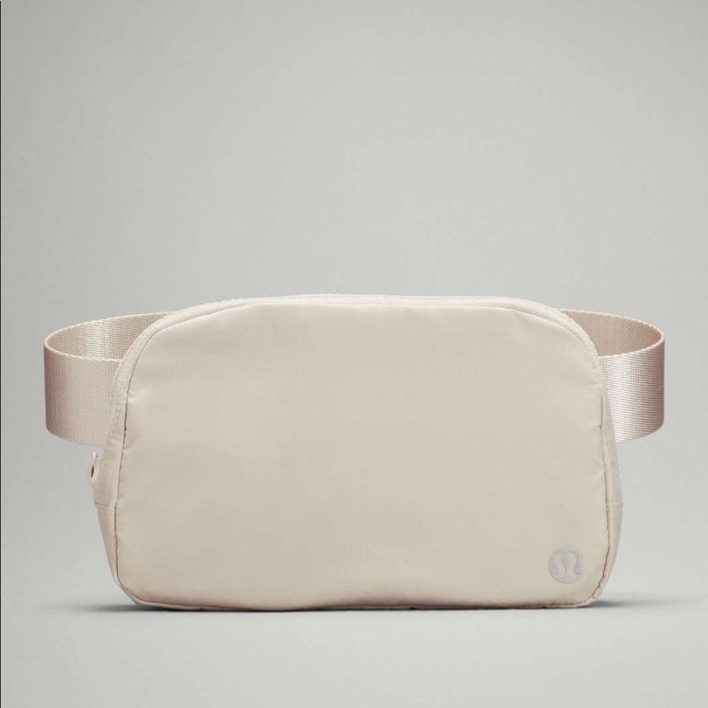 Lululemon everywhere belt bag - white opal - sold out color - NWT